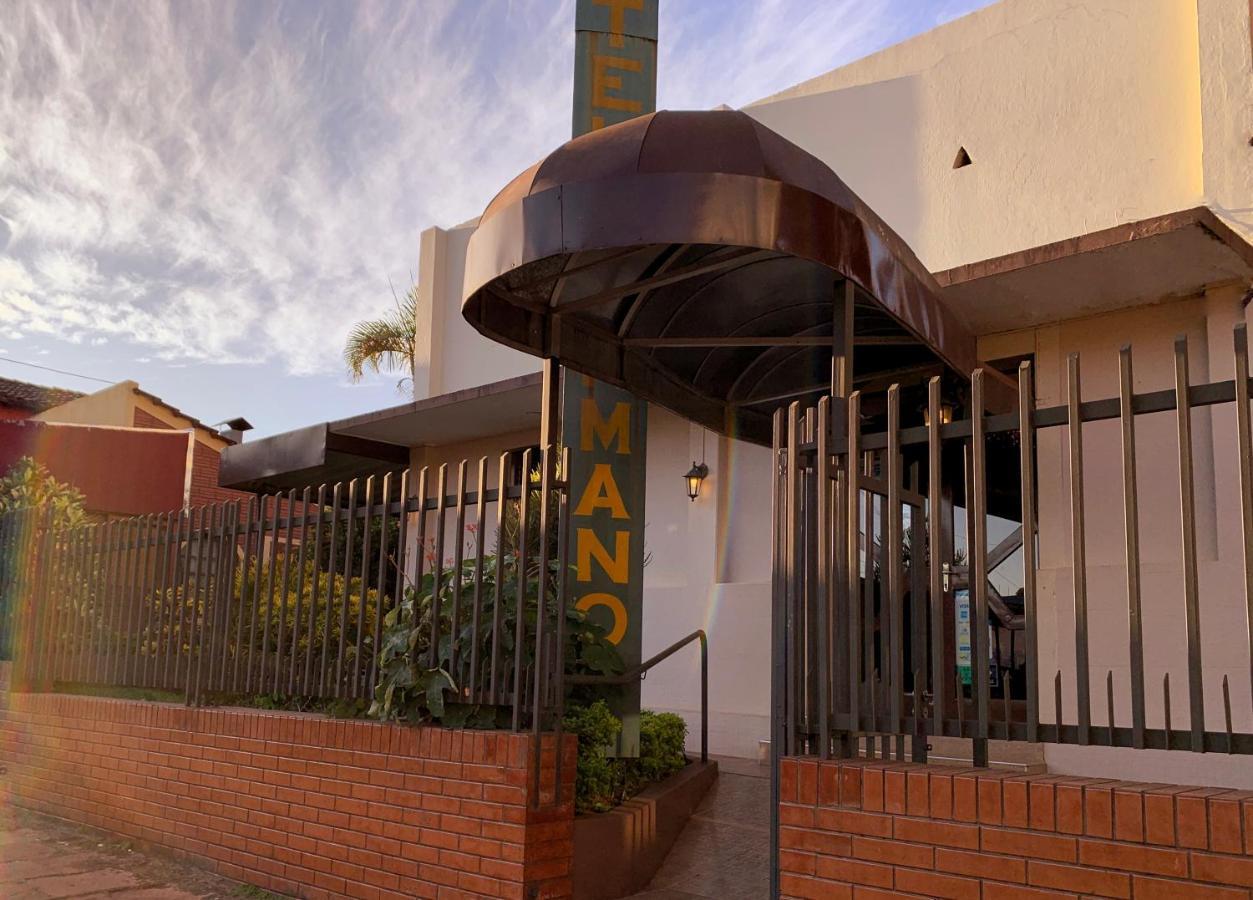 Hotel Germano Encarnación Kültér fotó