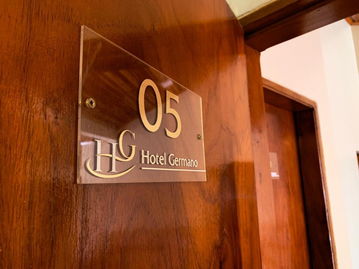Hotel Germano Encarnación Kültér fotó