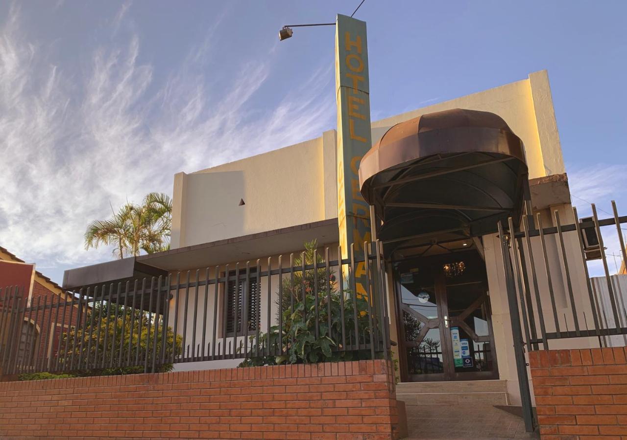 Hotel Germano Encarnación Kültér fotó